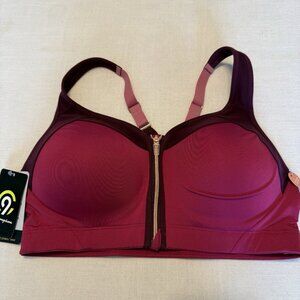 NWT Champion | Sports Bra Racer Back Duo Dry Front Zip - 38C